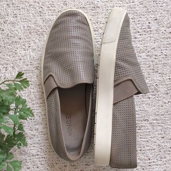 Vince BLAIR Perforated Leather Slip On Sneaker Loafers - Picture 1 of 10